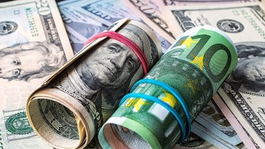 Mauricas tvirtina, kad euras JAV dolerio atžvilgio jau kurį laiką stiprėja: tai lemia kelios priežastys