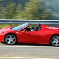 Tarp rugpjūtį Lietuvoje įregistruotų automobilių – ir „Ferrari 458“