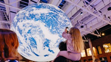 Kaune baigta eksponuoti „Gaia“: į unikalią pažintį su gimtąja planeta leidosi virš 130 tūkst. lankytojų