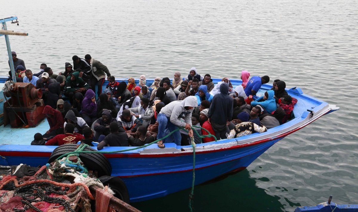 Laivas su migrantais