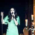 Spaudimą pajutusi JAV dainininkė Lana Del Rey atšaukė koncertą Izraelyje
