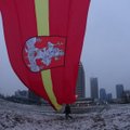 Užupiečiai iškėlė į dangų Vilniaus vėliavą