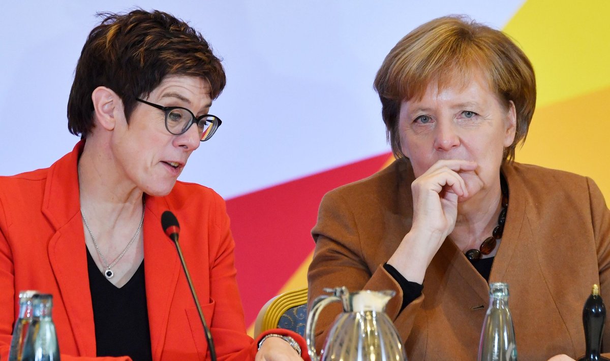 Annegret Kramp-Karrenbauer, Angela Merkel