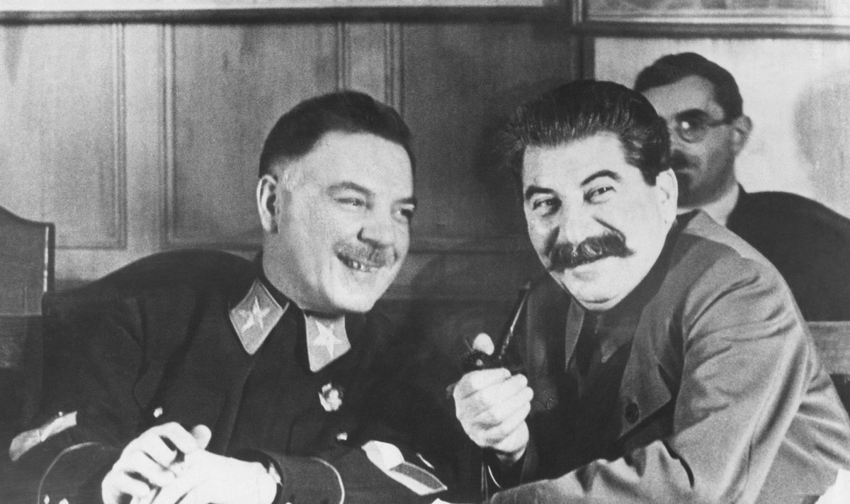Josifas Stalinas ir Klimentas Vorošilovas