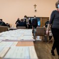 Trakų ir Kelmės merų rinkimuose įsigaliojo agitacijos draudimas, balsuojama namuose