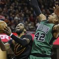 NBA naktis: čempionai atlaikė „Celtics“ šturmą, „Jazz“ kyla vakarų konferencijoje
