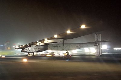 Saulės energija varomas lėktuvas „Solar Impulse 2“