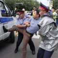 Kazachstano prezidentas: kai kurie protestuotojai buvo suimti per klaidą