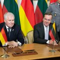 Литва и Германия подписали план действий по дислокации бригады в Литве