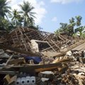 Smarkūs žemės drebėjimai turistų pamėgtoje Indonezijoje: aukų skaičius auga