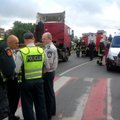 Kraupi nelaimė Klaipėdoje: vilkikas mirtinai prispaudė kelią kirtusį dviratininką