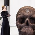 Iš sąvartyno šiukšlių kaukolę sukūrusi Jolita Vaitkutė: gyvename plastiko eroje
