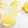 Ryžosi eksperimentui: dvi savaites gėrė vandenį su citrina ir stebėjo pokyčius