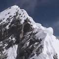 Trylikametis berniukas tapo jauniausiu į Everestą įkopusiu alpinistu