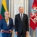 Президент вручил государственную награду правозащитнику Яну Рачинскому