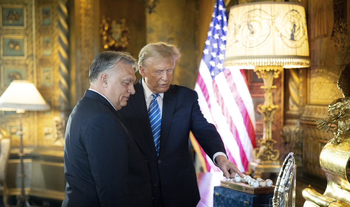 Donaldas Trumpas susitikimo su Viktoru Orbanu