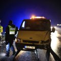 В Вильнюсском районе на магистрали микроавтобус сбил молодого мужчину