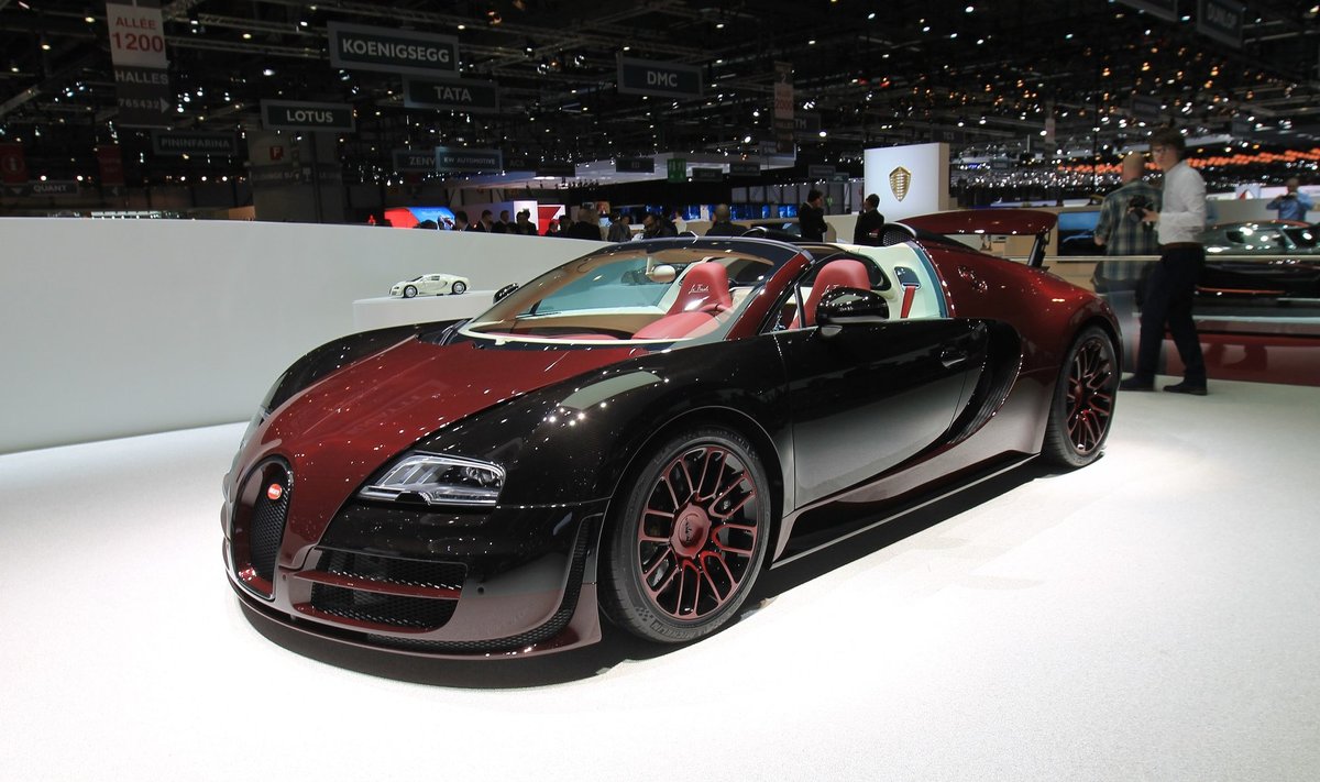 Paskutinis Bugatti Veyron superautomobilis