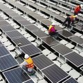 Tailande baigiama statyti didžiausia pasaulyje saulės jėgainė ant vandens