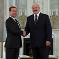 Лукашенко и Медведев договорились "сверить интеграционные часы". Медведев готов приехать в Минск
