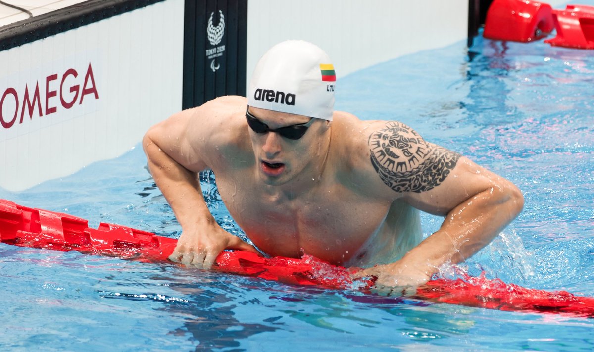 Plaukikas Edgaras Matakas pelnė Tokijo paralimpinių žaidynių bronzą (Foto: Dainius Ožalas)