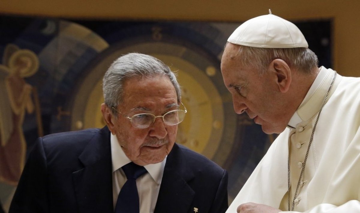 Kubos prezidentas Raulis Castro,  popiežius Pranciškus