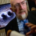 Fizikos Nobelis - už „atradimą, kuris sukrėtė pasaulį“