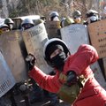 Украинский журналист: это уже не мирный протест, а война, Майдан - фронт