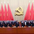 Kinijoje iš Komunistų partijos pašalinti du buvę gynybos ministrai