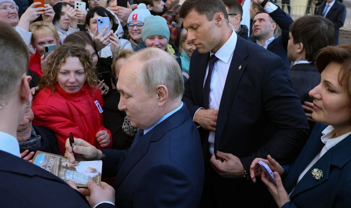 Vladimiras Putinas apsilankė Toržoke