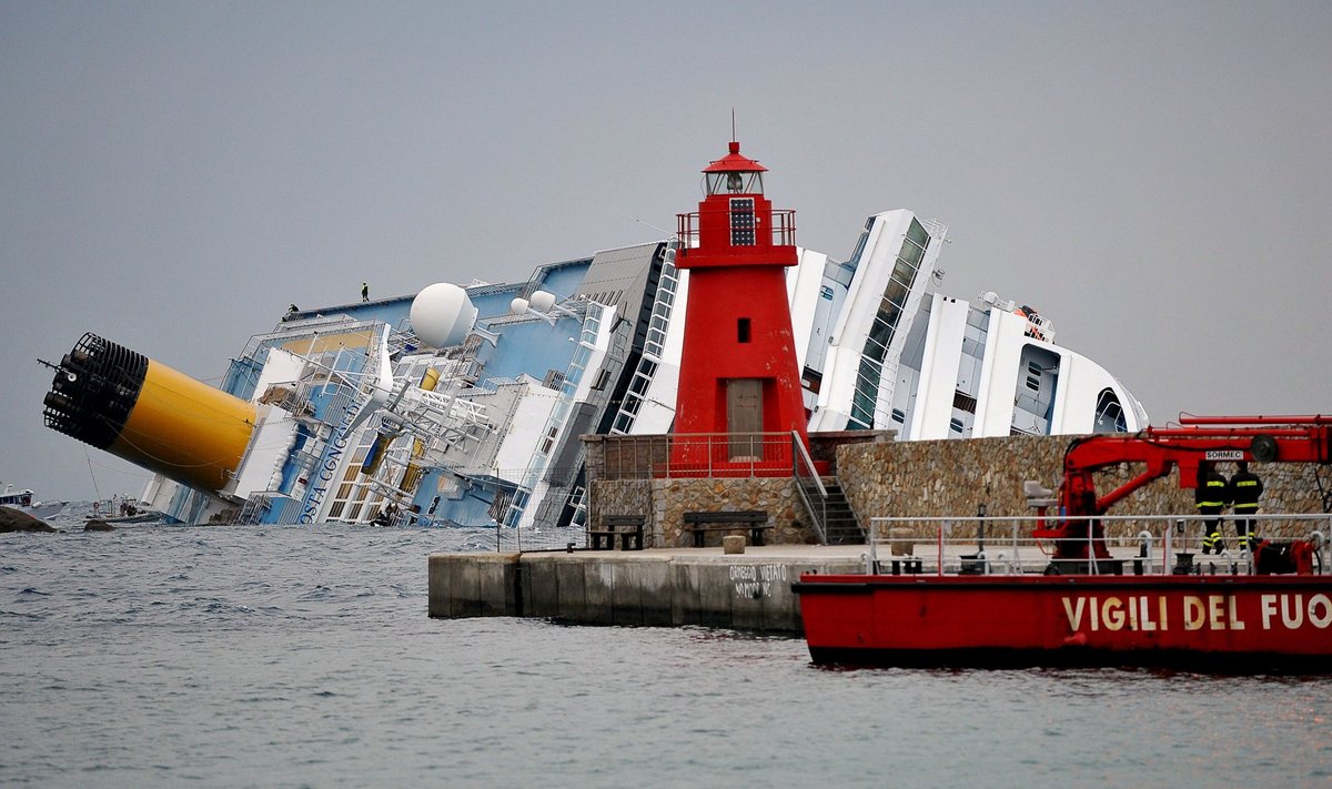Laivo "Costa Concordia" gelbėjimo darbai