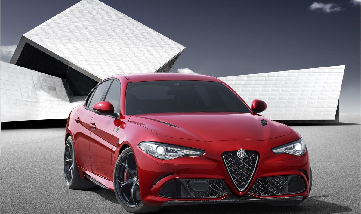 "Alfa Romeo Giulia"