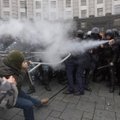 Protestas Kijevo centre įsisiautėjo