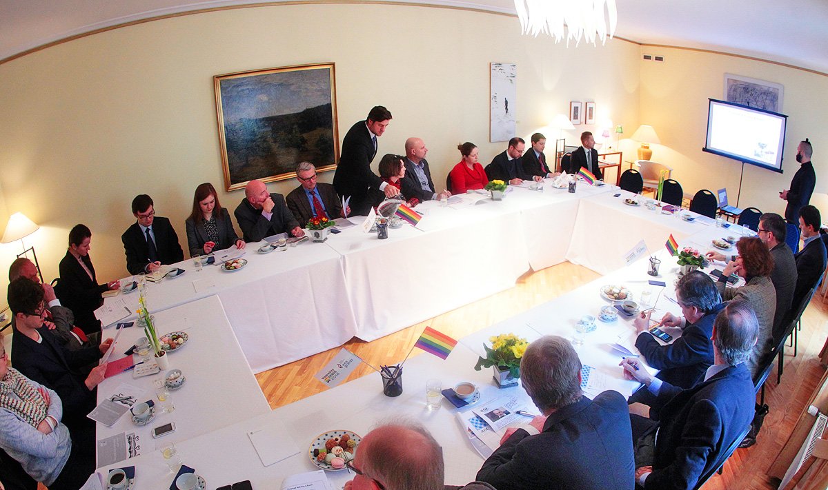 LGL meeting at the Swedish ambassador's residence. Photo by LGL