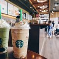 Keisčiausi gėrimai, kuriuos yra tekę gaminti „Starbucks“ baristams