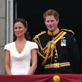 JAV žiniasklaida: Kembridžo kunigaikštienė užklupo seserį Pippą glamonėjantis su princu Harry