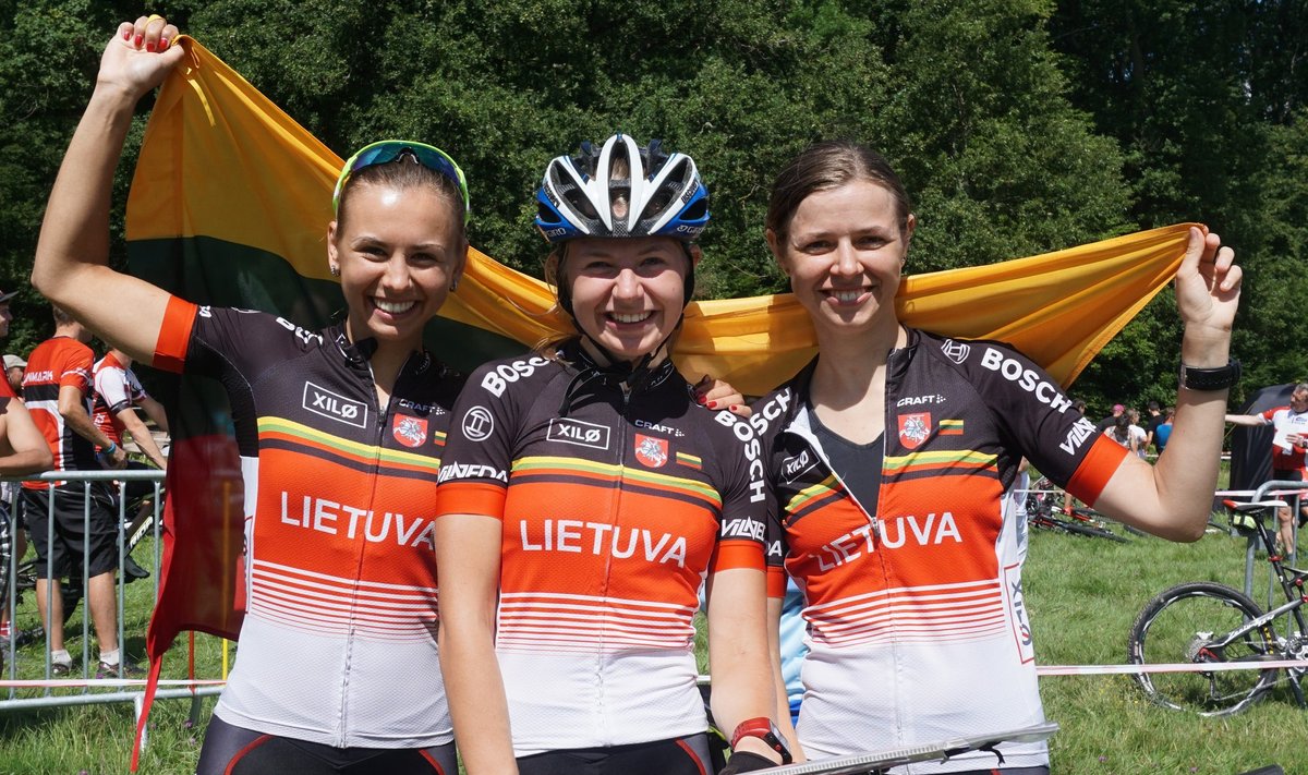 Lietuvos orientavimosi sporto kalnų dviračiais moterų komanda