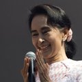 Nuverstai Mianmaro lyderei chunta kelia naujus kaltinimus korupcija