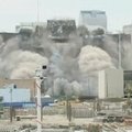 JAV  per 10 sekundžių nugriautas 17 aukštų viešbutis