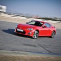 „Toyota“ atsakas dėl Japonijoje didinamų mokesčių