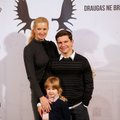 Filmo premjeroje Deivis apsilankė su žmona Renata ir sūneliu Emiliu