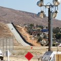 Сторонники Трампа собрали в интернете больше $7 млн на строительство стены на границе