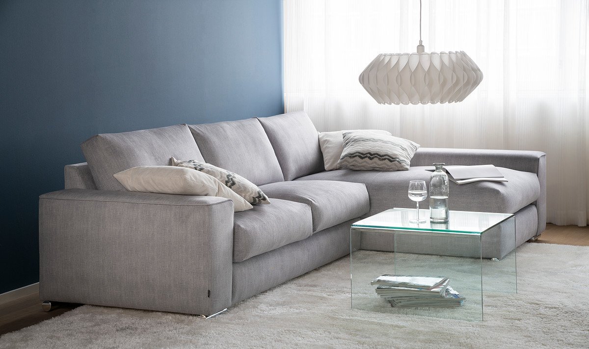 Kampinė sofa „Lux“ (ISKU nuotr.)