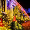 Pakruojo dvare atidarytas žiemos festivalis „Kalėdų kosminė stotis“