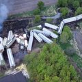 Ajovoje nuo bėgių nulėkus traukiniui ir kilus gaisrui evakuota dalis miestelio