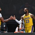 Po trijų dienų boikoto – beveik 80 LeBrono ir AD taškų bei laimėta „Lakers“ serija