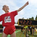 105-erių metų japonas pasiekė 100 metrų bėgimo pasaulio rekordą