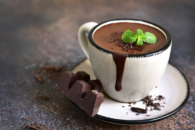 Šokoladinis desertas puodelyje