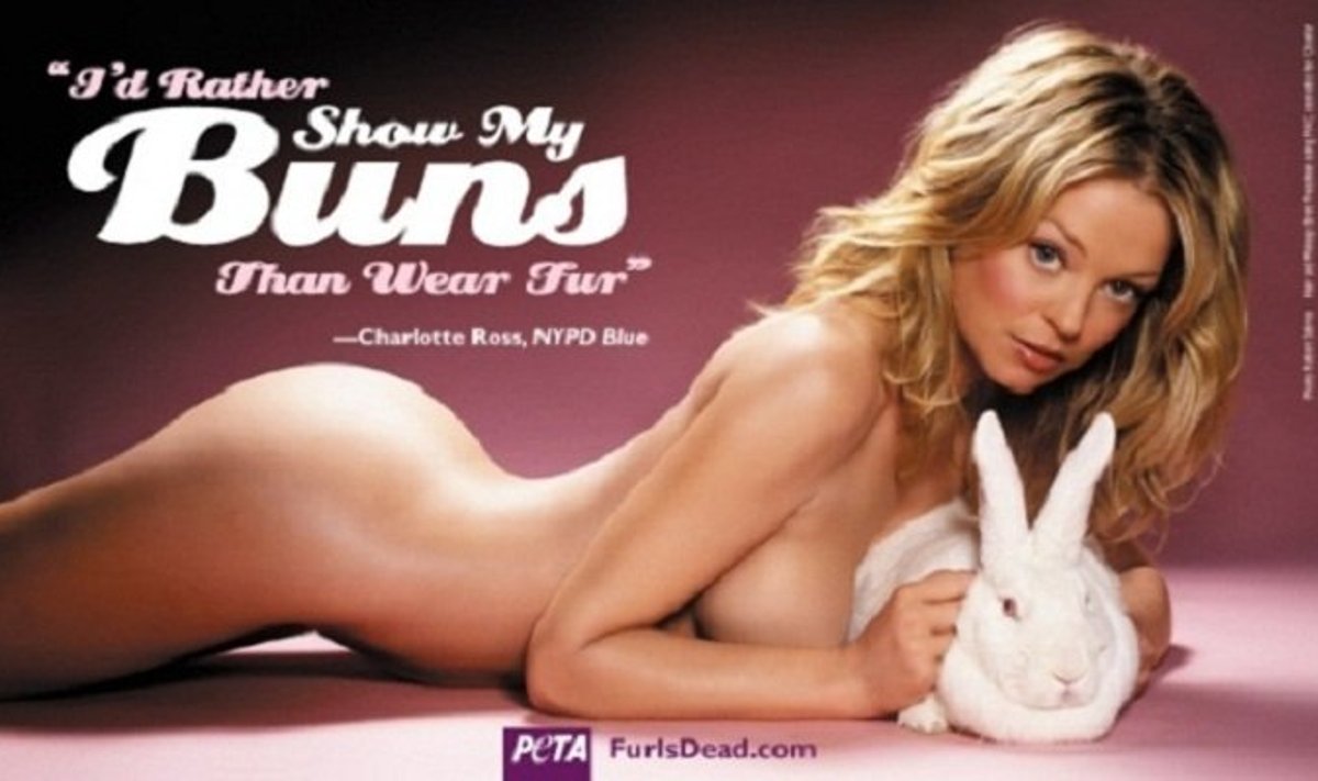 Vienas iš PETA plakatų su aktore Charlotte Ross