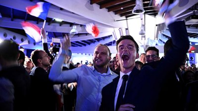 Per EP rinkimus Prancūzijos kraštutiniai dešinieji smarkiai aplenkė Macrono aljansą